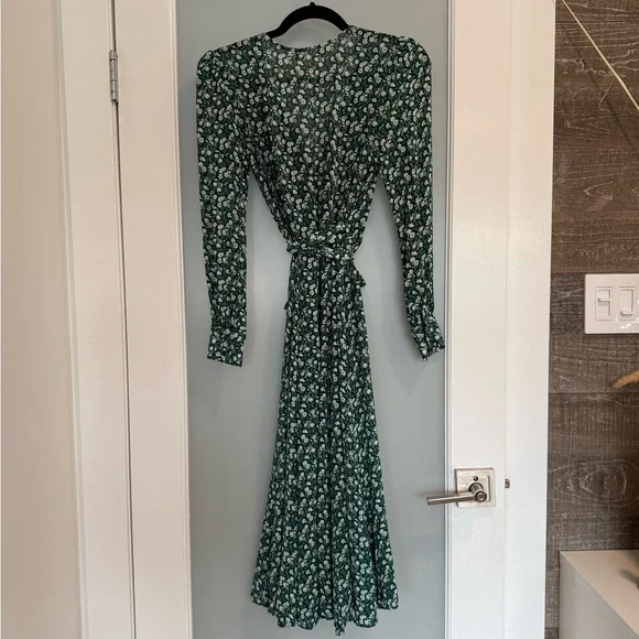 REFORMATION Susanna Wrap Dress - Dark Green Floral Long Sleeve - Picture 10 of 10
